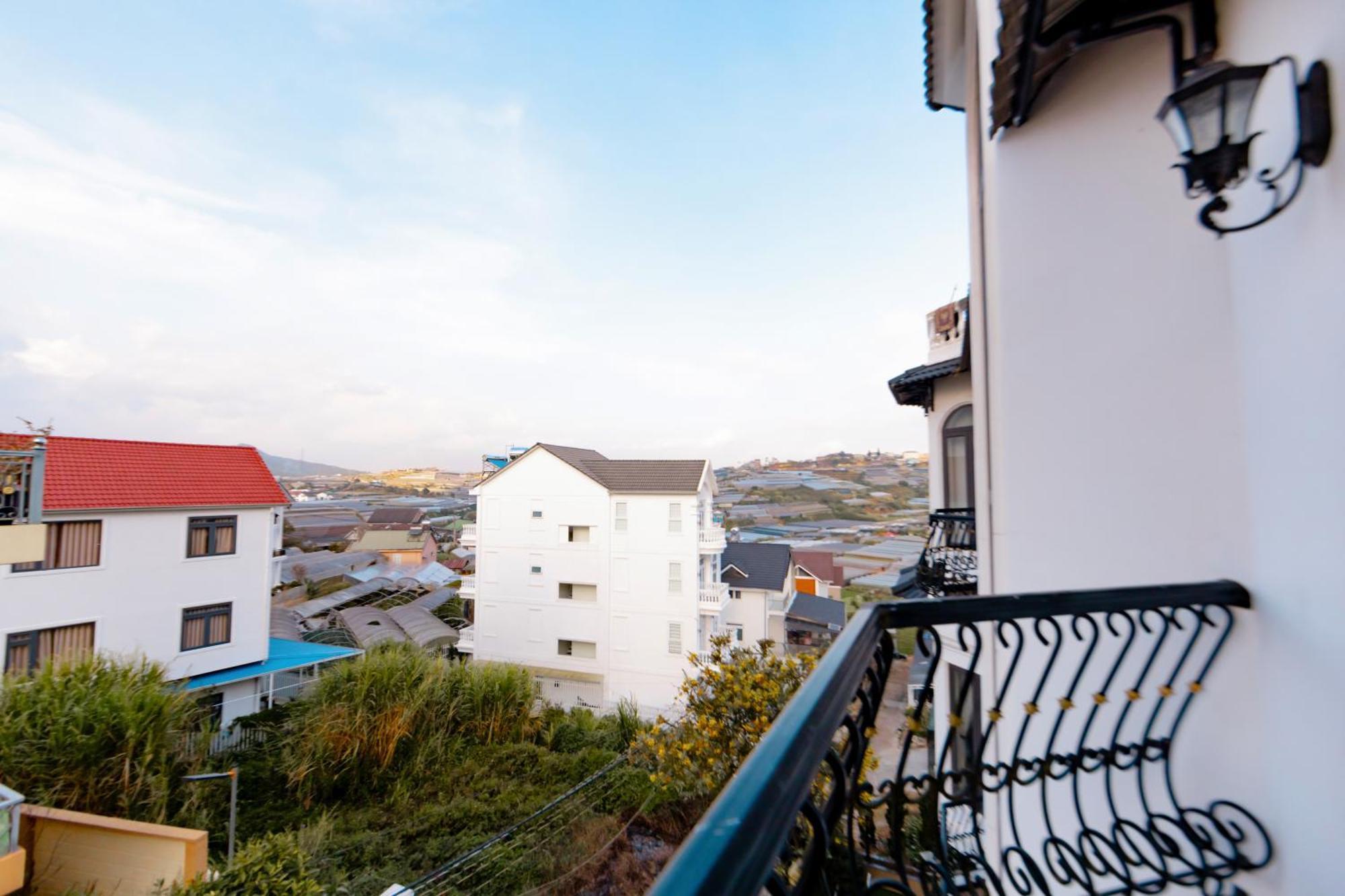 Adalia Villa With Valeyview - O'Tel Da Lat Exterior photo